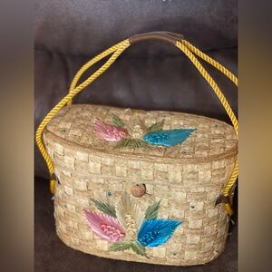 Vintage basket purse